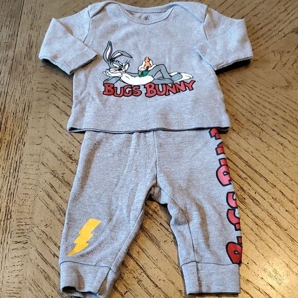 3 month bugs bunny pj set boy or girl. - Picture 1 of 8